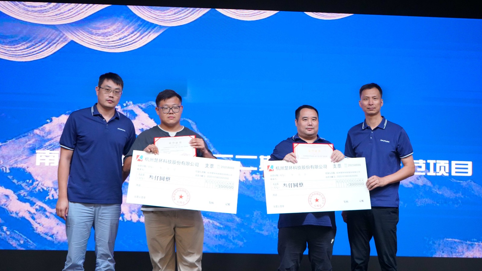 1761295351255066.jpg 1761295351255066.jpg